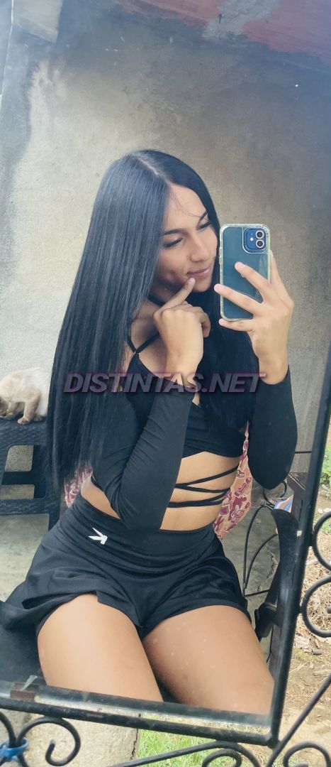 lili Victoria 