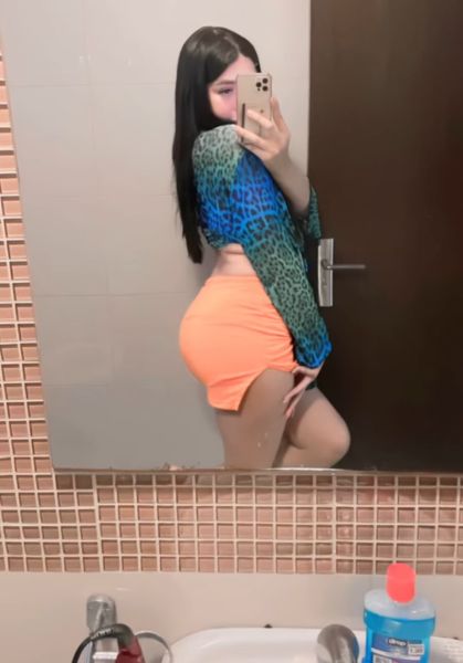 Panameña NUEVA NATURAL, amable cariñosa y de buena platica calida y sencilla tierna
Me gustaria hacerte entrar profundamente al mundo del placer
 complaciente y paciente  