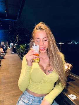 Angie Vitores