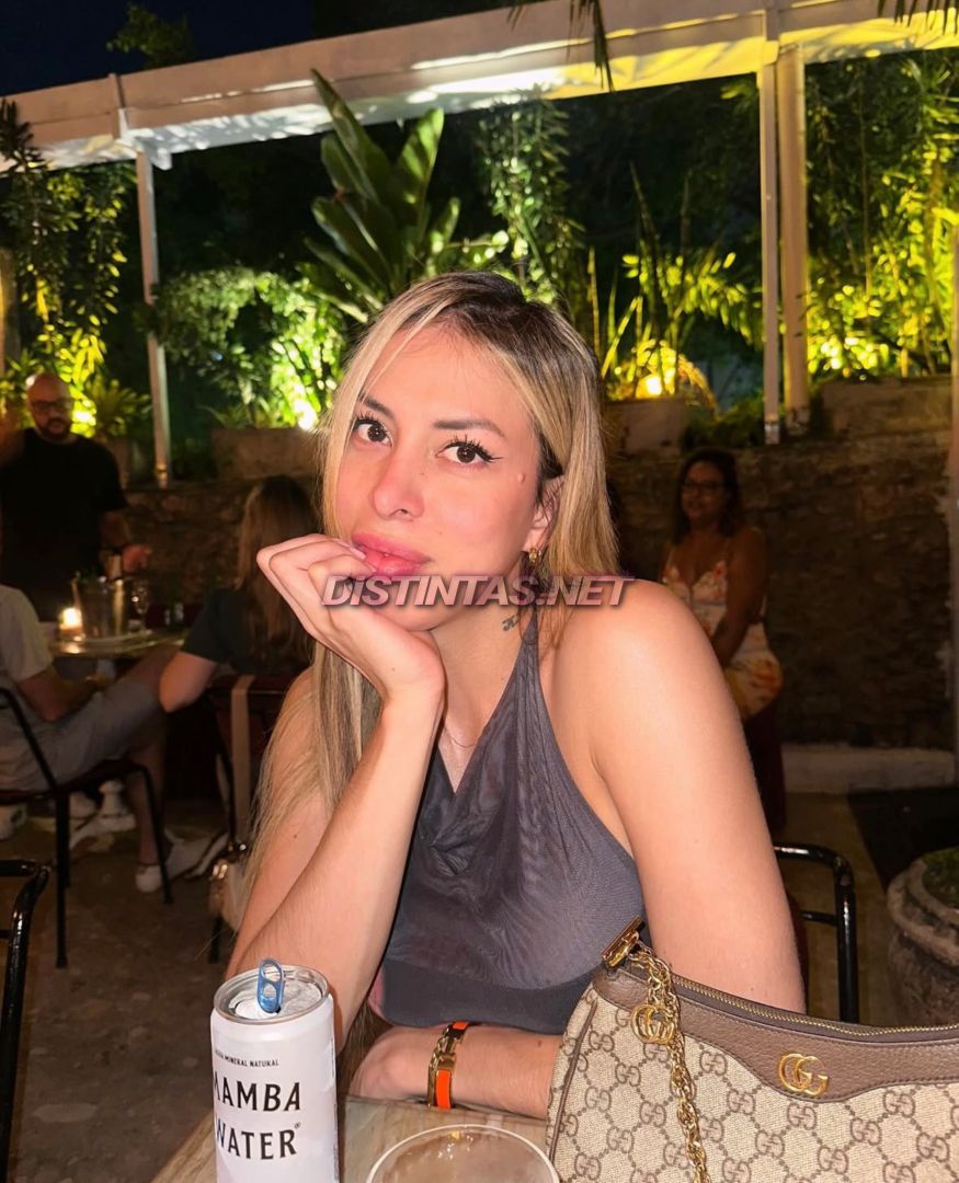 Angie Vitores