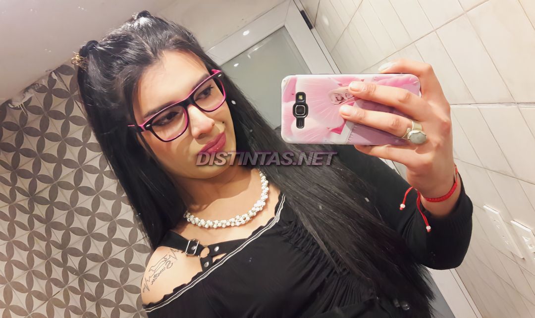 Kandy (Alana)