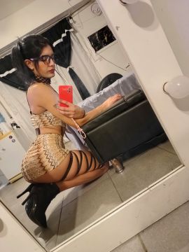 Kandy (Alana)