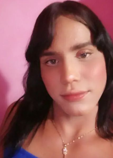 Hola mis amores llegó tu niña tierna sumisa aguantadora  me llamo Sofia tengo 18 años me adapto a todo ago tríos masajes atiendo pareja ago trios  vendo videos ago videos llamada calientes sin apuros lo importante es pasarla bien amor   me llamo Sofia  me adapto a todo y me gusta siempre dar lo mejor de mi no soy abusadora lo importante es pasarla bien rico disponible isla de margarita 