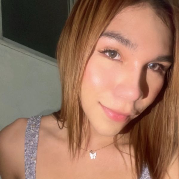 Soy una linda univercitaria trans que busca darte placer 
También hago videollamdas Hot 🔥 con consolador con full morbo para que te vengas super rico 
Soy muy femenina, mi piel es suje y tersa, me gusta oler rico y ser muy  haciada, no te arrepentirás de contratarme.
Soy cariñosa trato de pareja, con migo aras el amor 