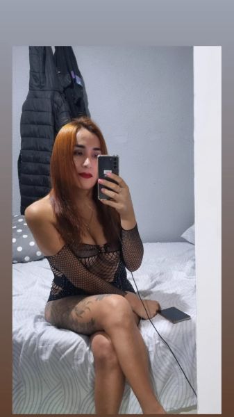 Me llamo ANTONELLA, soy una chica elegante y divertida, siempre educada y carismática. 

Me encanta socializar y conocer gente nueva. 

Mis aficiones incluyen cenas románticas, viajes, ir de compras y disfrutar de caricias. 

Adoro visitar parques de atracciones, salir a comer o cenar en lugares nuevos, hacer escapadas de turismo a pueblos bonitos y disfrutar de un día en un spa. 

También me gusta salir a bailar y pasear en bicicleta por la ciudad. 

En mis ratos libres, disfruto de tomar el sol en la playa, explorar museos y practicar senderismo. 

¡Me encanta descubrir nuevas experiencias y lugares emocionantes!