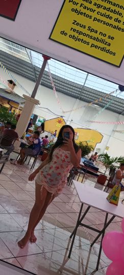 Nathalia Paris 
