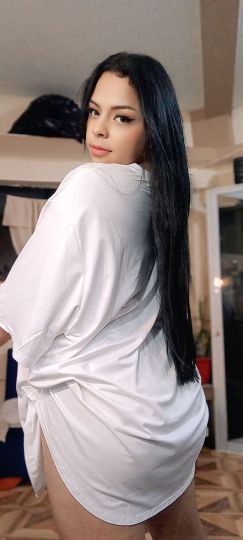 Nathalia Paris 