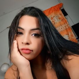 Nathalia Paris 