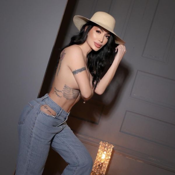 Hola soy Catalina, tengo 32 años, soy nueva por aca.

Soy una mujer trans OPERADA( tengo vagina), dispuesta a cumplir tus deseos, contáctame y lo conversamos.

No hago rebajas, no me gustan los patanes o groseros, ante todo la educación. Espero verte pronto!
 
Un besito!