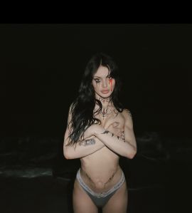 MIA BDULMALIK