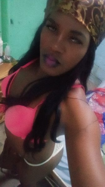 Soy una chica trans disponible a cualquier hora hago cualquier tipo de sexo  solo por dinero dispuesta a dominar te y darte infinito placer 