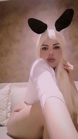 LOLLA BUNNY
