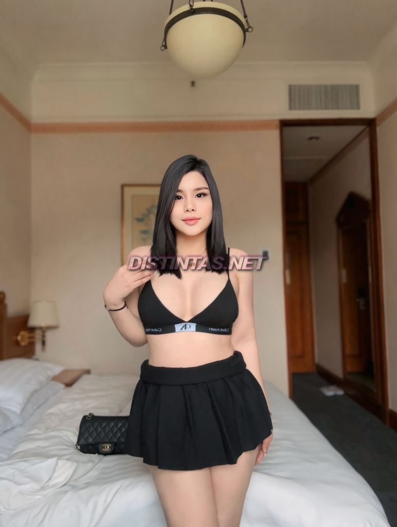  Feminine Top 