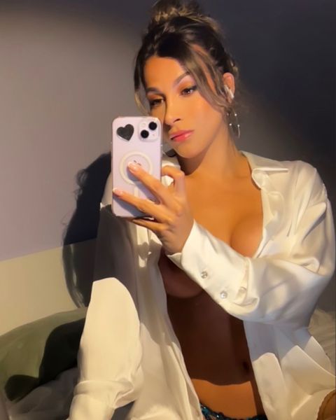hello my name is alice a beautiful transsexual as you can see in the photos, very feminine, polite, sexy and super hot!  about my service I propose a pleasant moment, we can feel comfortable and enjoy our time together!
 
Onlyfans: https://onlyfans.com/alicealves