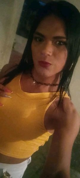Chica traen nueva en Colombia bebés Jaime y las hago felices soy chica muy complaciente en todo lo que quieran bebé súper rico hago el amor rico bebé🥰😛🍑🍌🍆🍑🍆