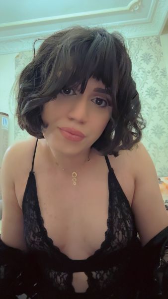 Fille trans marocaine 
Je reçois et je me déplace
Mes photos sont bien réelles 