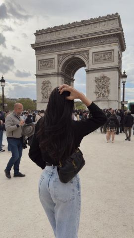 Juliabresiliene18
