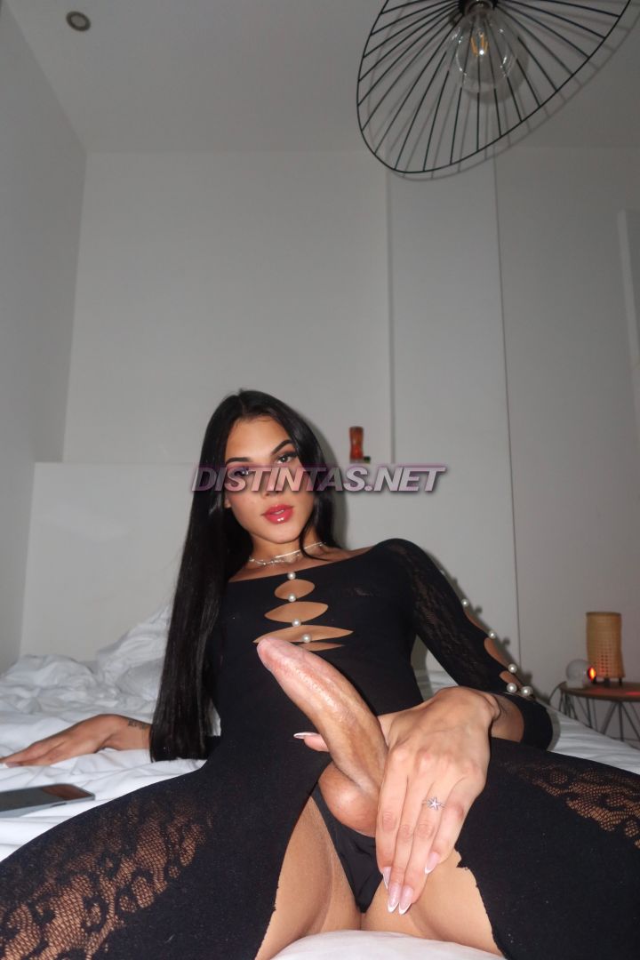 Juliabresiliene18