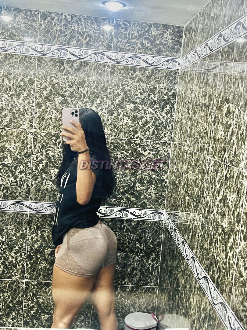 Alejandra M