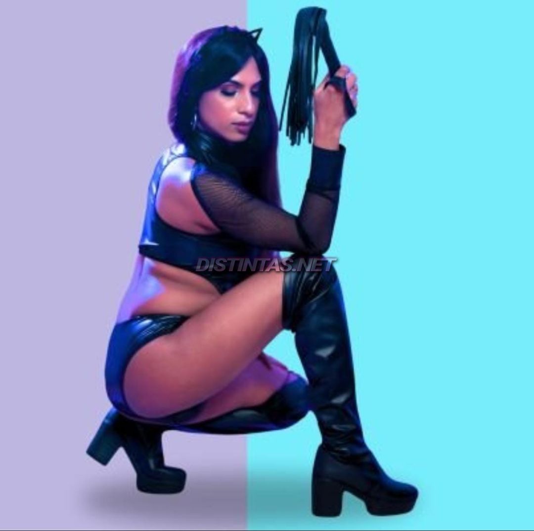 Raunchy Mistress For Slaves 