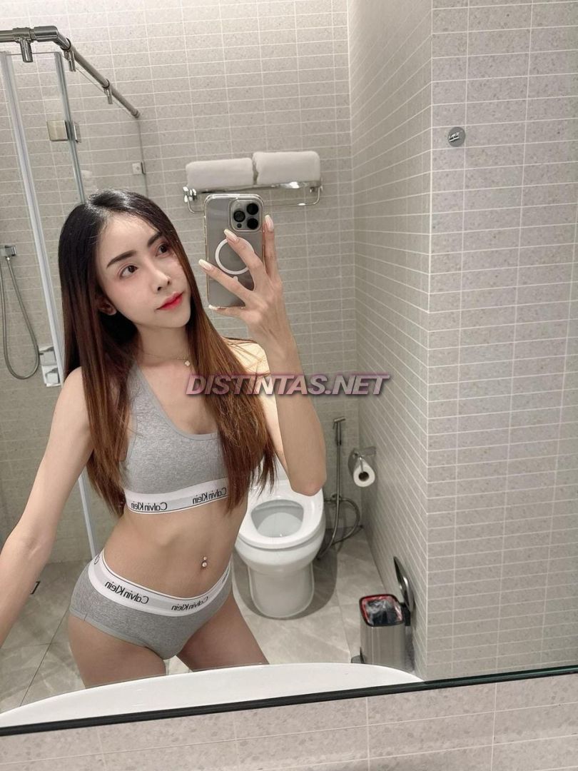Shemale Maya