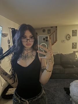 Jenny Red