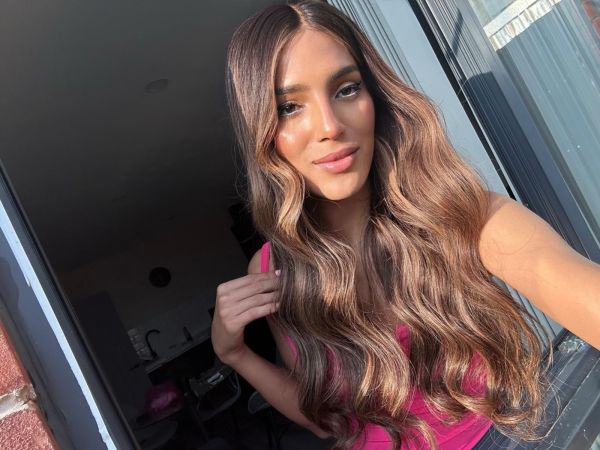 Hi, I'm Khloé, a Brazilian who just arrived in the UK. I'm 19 years old, I have a slim body, a nice ass and a 9-inch cock that's perfect for satisfying you in every way. I'm the hottest Brazilian who's just arrived in the UK.❤️

I'm a girl. 😈💎🔑🎁