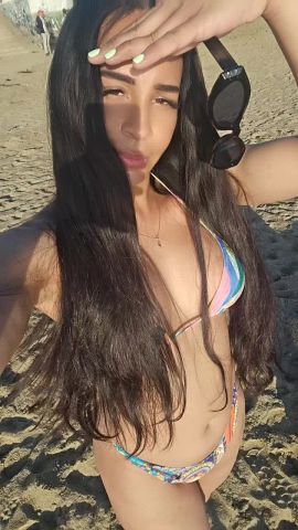 Amelia Vega