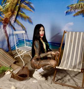 Aleska Diva party