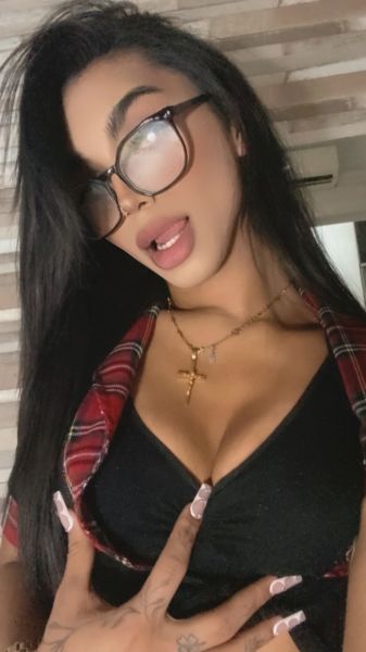 ¡Hola! 

Soy Valentina ✨, una mujer trans apasionada, elegante y con una personalidad encantadora... ¡lista para que vivas tus fantasías más secretas!

Te invito a disfrutar de una experiencia única, sin prejuicios, donde el respeto, la discreción y una chispa de picardía son lo más importante. 😉💖

📍 Disponible en Barcelona

⏰ Horarios flexibles 24 horas

💬 Escríbeme para conocernos mejor... ¡y desatar la magia!

Solo personas serias... y con ganas de algo inolvidable. 

Respeto mutuo ante todo. 🔥📞
