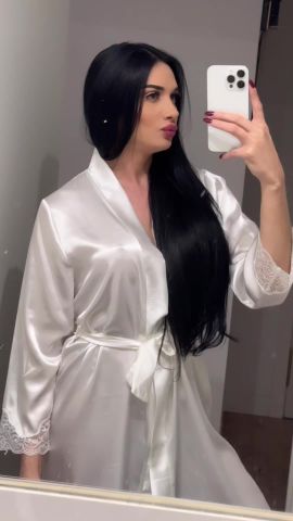 Vanessa Nakary