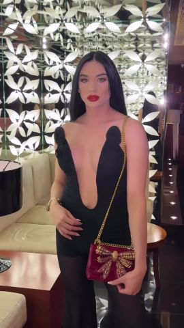 Vanessa Nakary