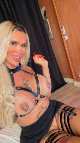 Nikole Jolie