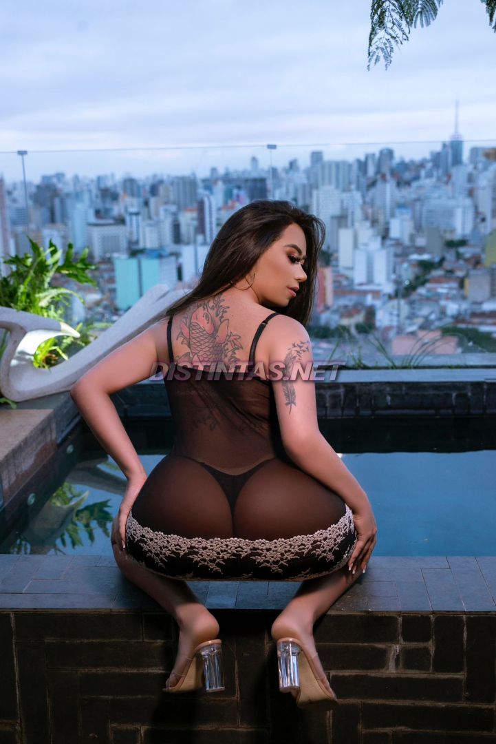 Camila Santos