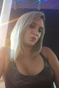 Hola.
Me ofrezco para servicios sexuales
Oral y anal
Act/pas
Trios ...
Cuento con lugar sin problemas de edad y sexo...
Si te interesa háblame besos