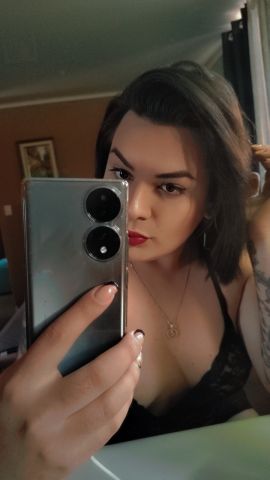 Stephanie Mora