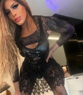 Donatella Mistress