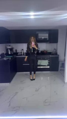 Angela Guzmán