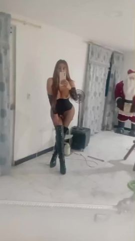 Angela Guzmán