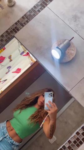 Leyla Rosales