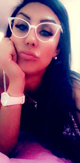 Karla Premium
