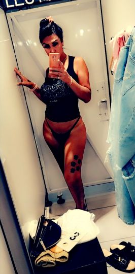Karla Premium