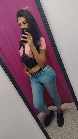 Karla Premium