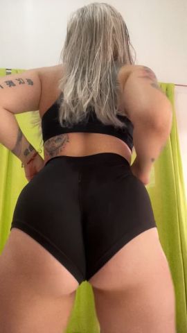 Nena Caliente