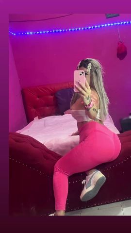 Nena Caliente