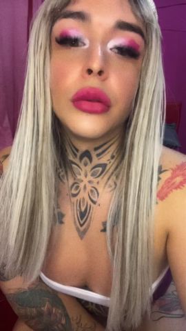 Nena Caliente