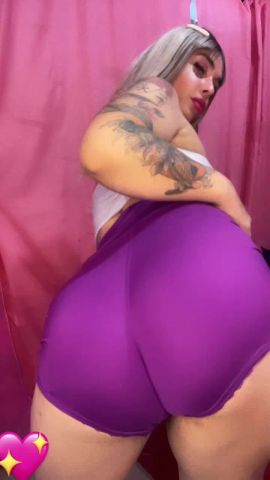 Nena Caliente