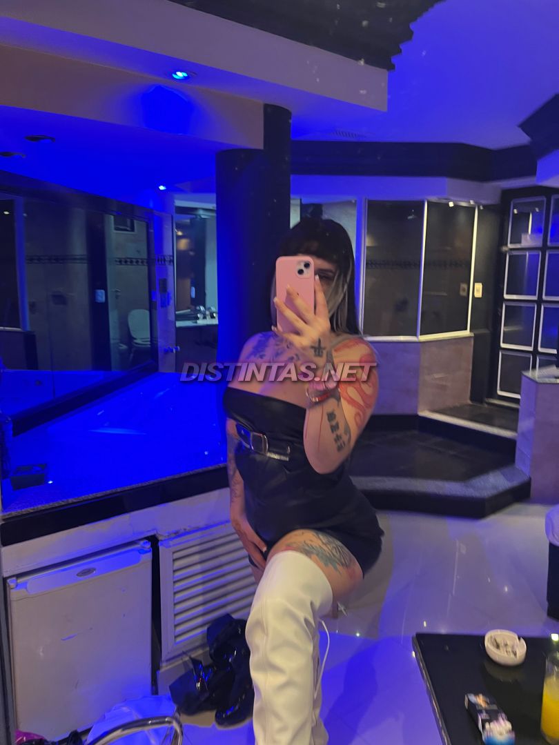Nena Caliente