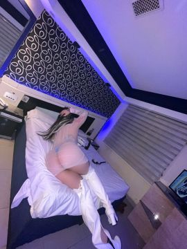 Nena Caliente