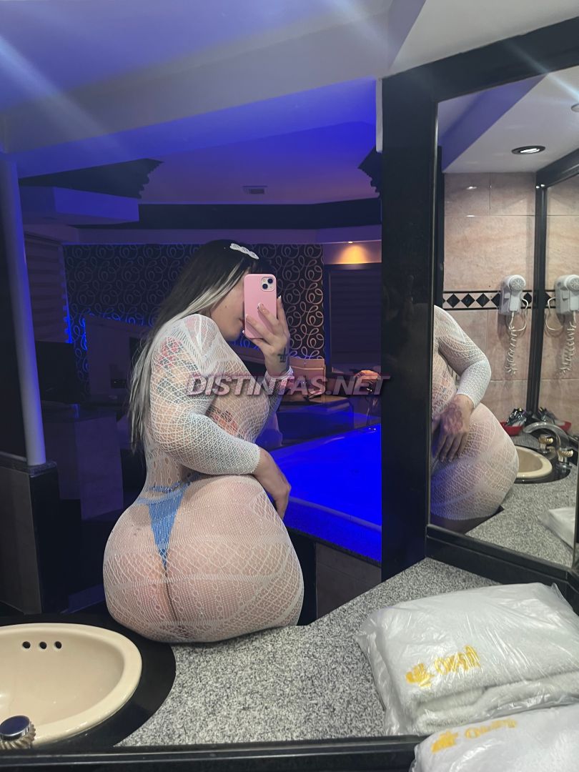 Nena Caliente